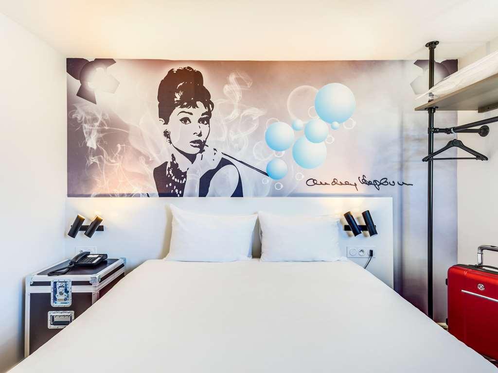 Отель Ibis Styles Paris Saint Denis La Plaine Номер фото