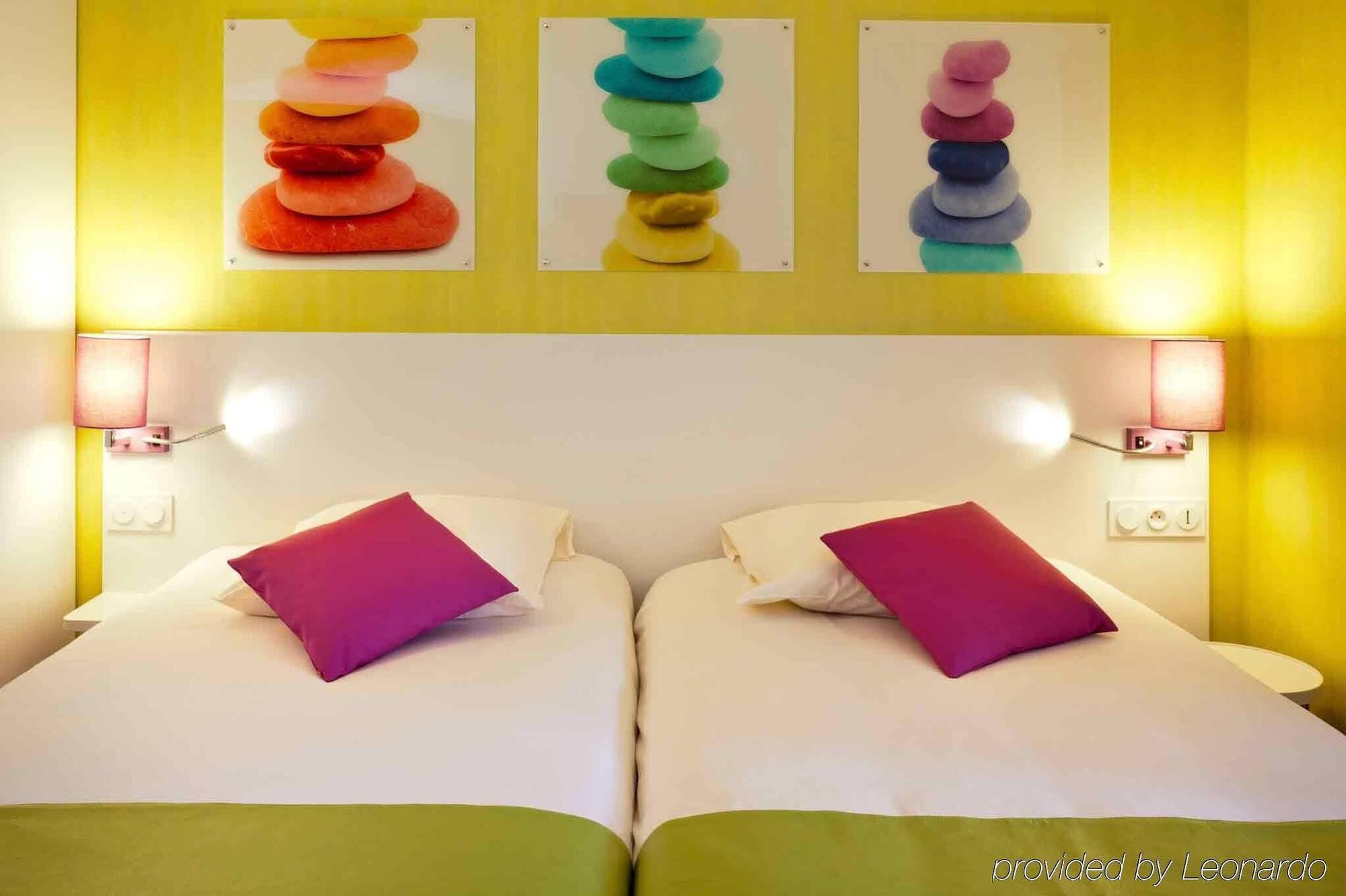 Отель Ibis Styles Paris Saint Denis La Plaine Экстерьер фото